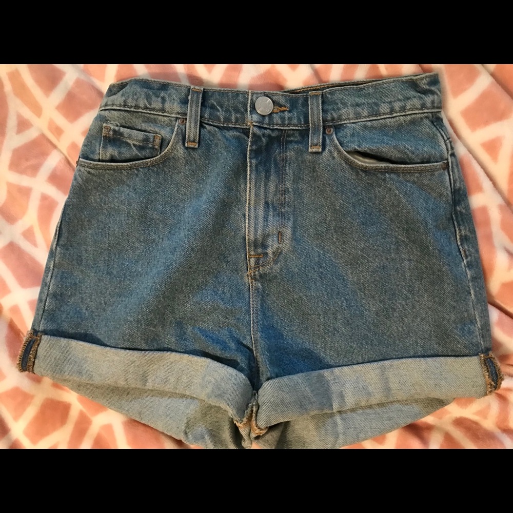 Mom-style high waisted shorts